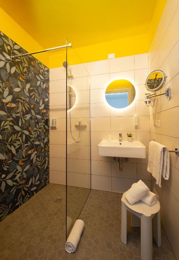 Nice Hotel Бібіоне Екстер'єр фото