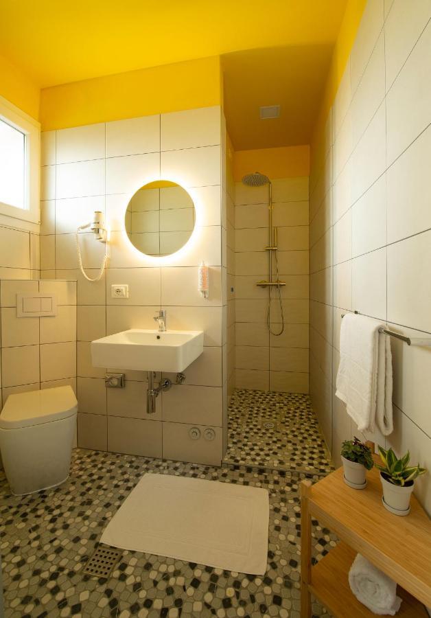 Nice Hotel Бібіоне Екстер'єр фото